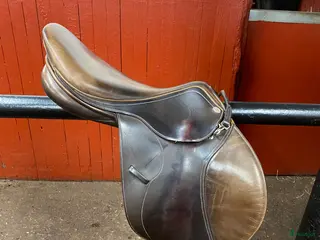 Sadlar hästutrustning Lippo Fazzino - Annons 1