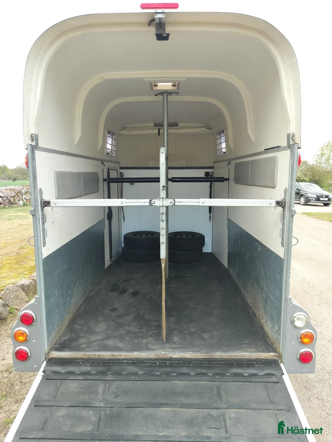 Hästtransporter  fordon & transport till salu: Thule i mycket gott skick  - Annons 2