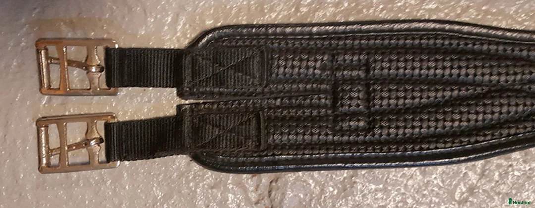 Sadeltillbehör hästutrustning till salu: Oanvänd 135 cm ssyntetgjord med resår på 1 sida i Gammelstad - Annons 2