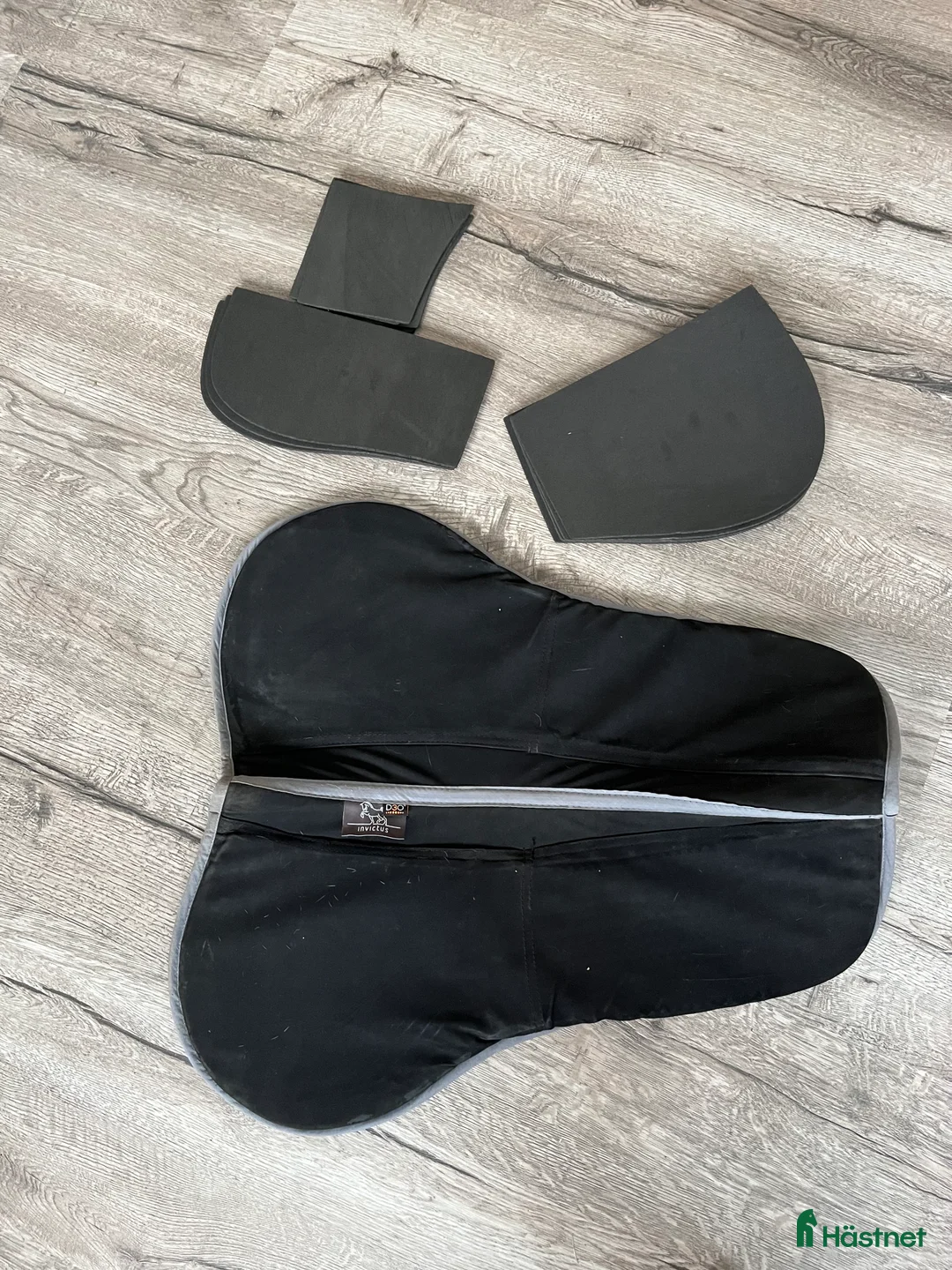 Sadeltillbehör hästutrustning till salu: Invictus pad i Nälden - Annons 3