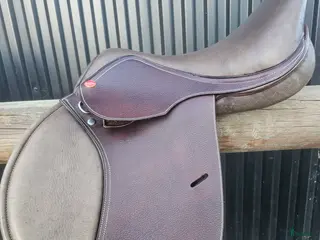 Sadlar hästutrustning Helt ny Knights Sir Walter i Stora Skedvi - Annons 2