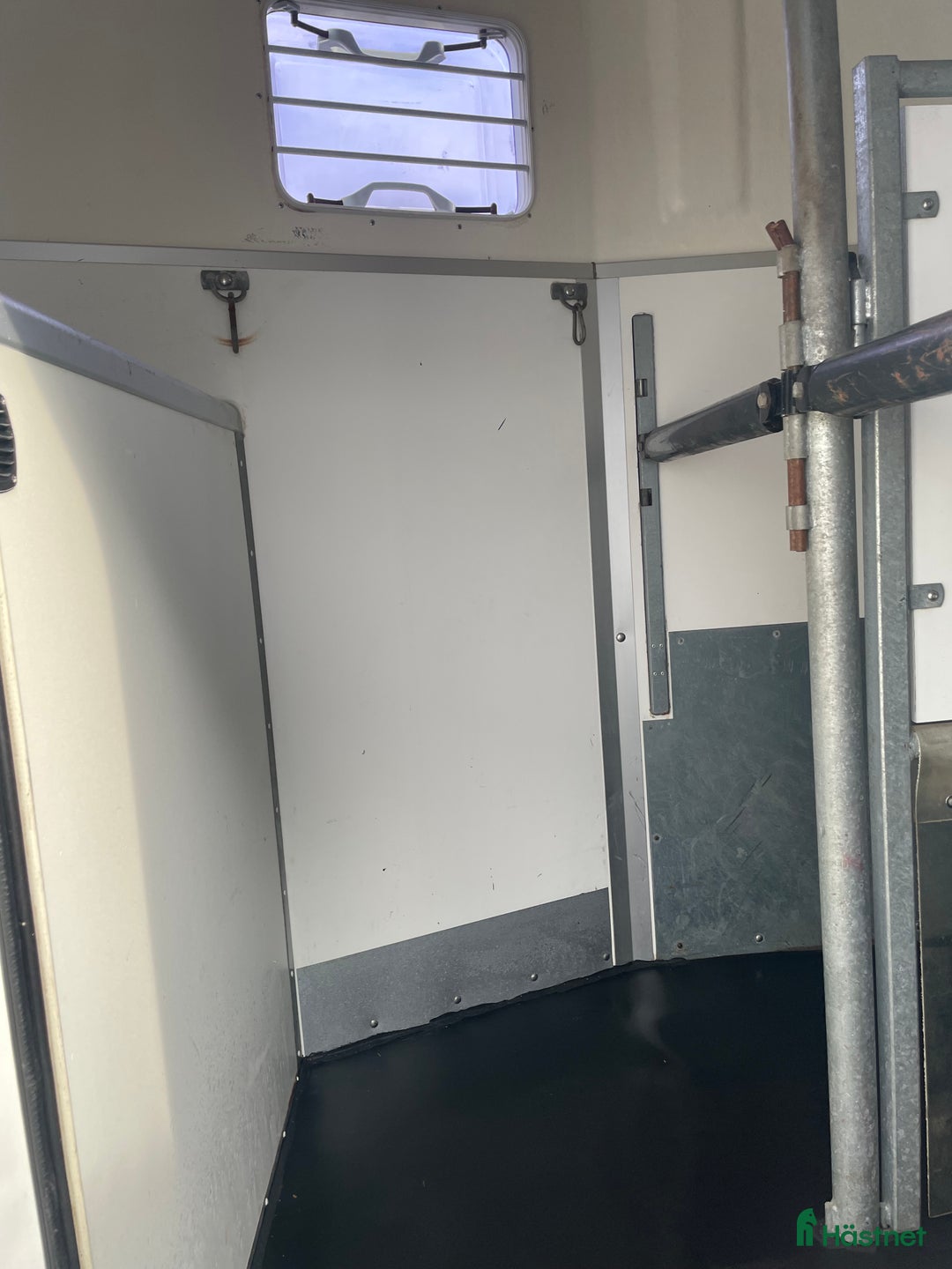 Hästtransporter  fordon & transport till salu: Thule Royal 150 Special i Vellinge - Bild 6