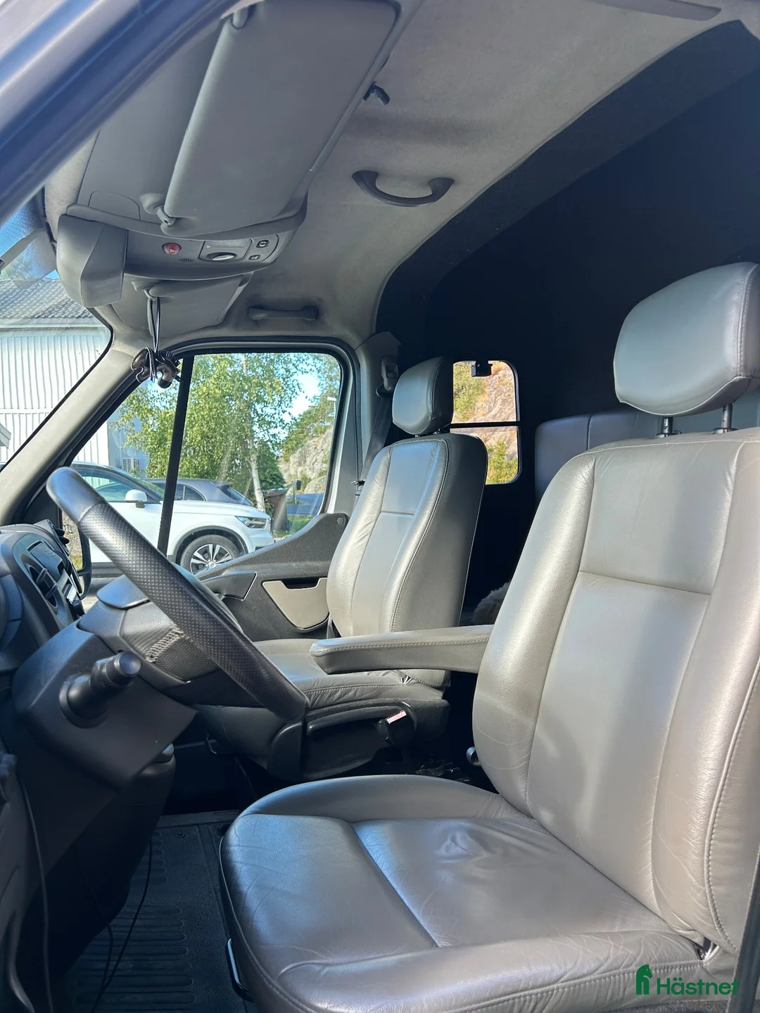 Hästlastbilar  fordon & transport till salu: Renault Master Hästlastbil– MT Autohaus 2–3 sovpl i Torslanda - Annons 12