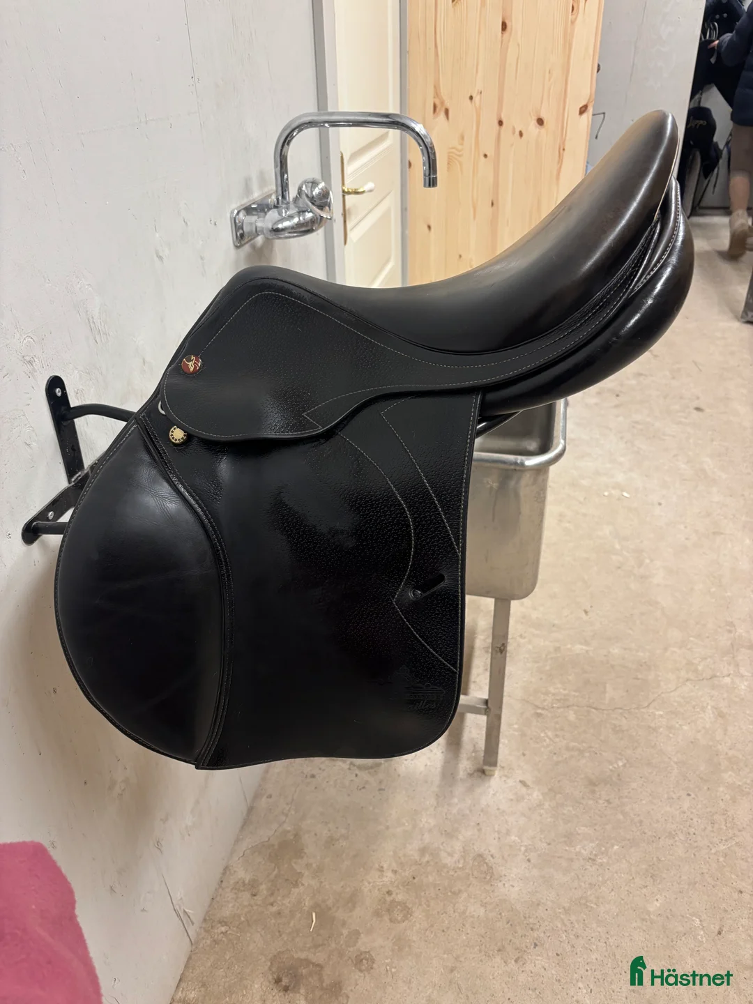 Sadlar hästutrustning till salu: Prestige allroundsadel i Jönköping - Annons 1