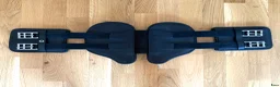 Sadeltillbehör hästutrustning till salu: Dressyrgjord läder 65 cm - Annons 1