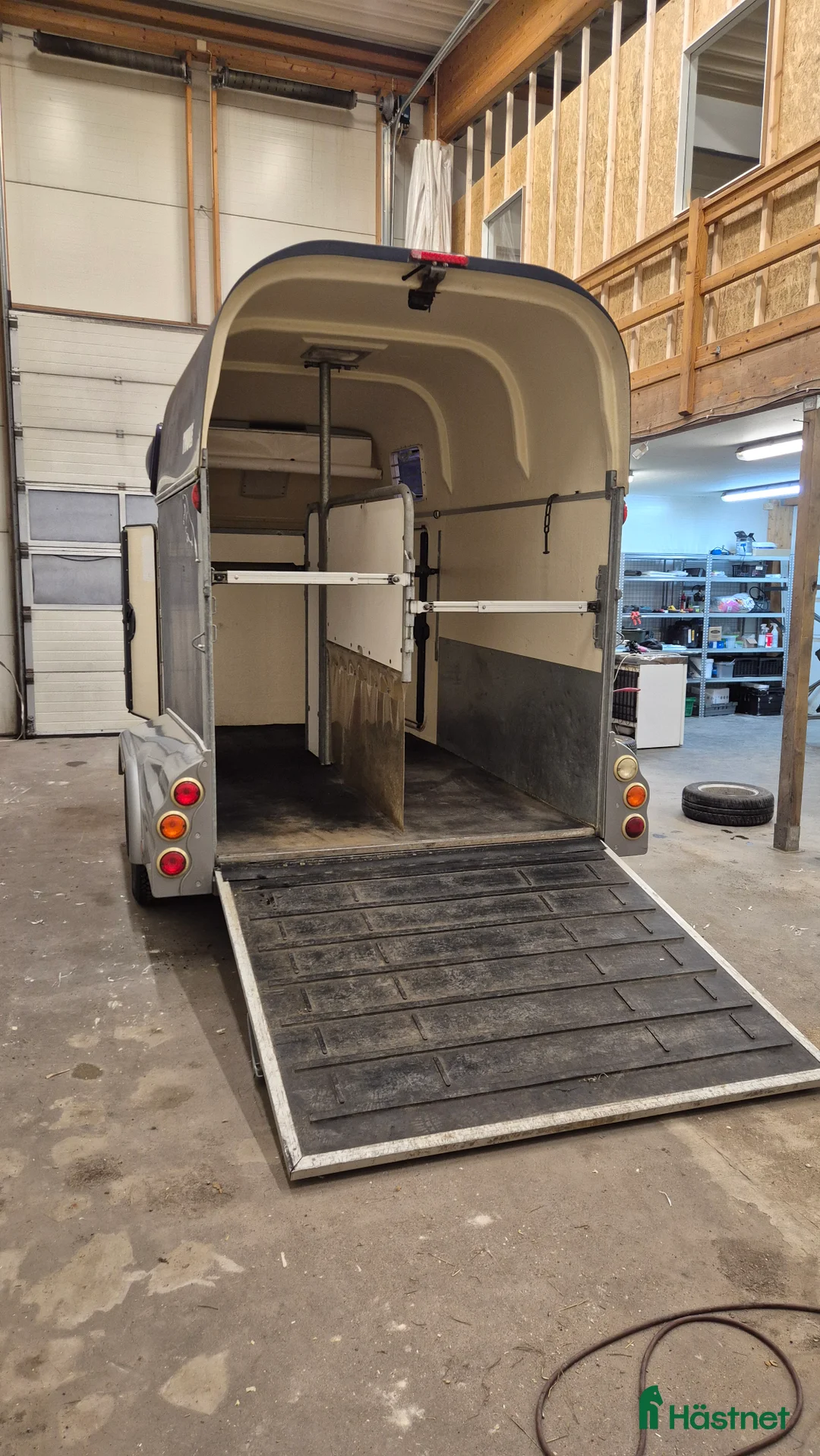 Hästtransporter  fordon & transport till salu: Thule premium 150 E5 - Annons 9