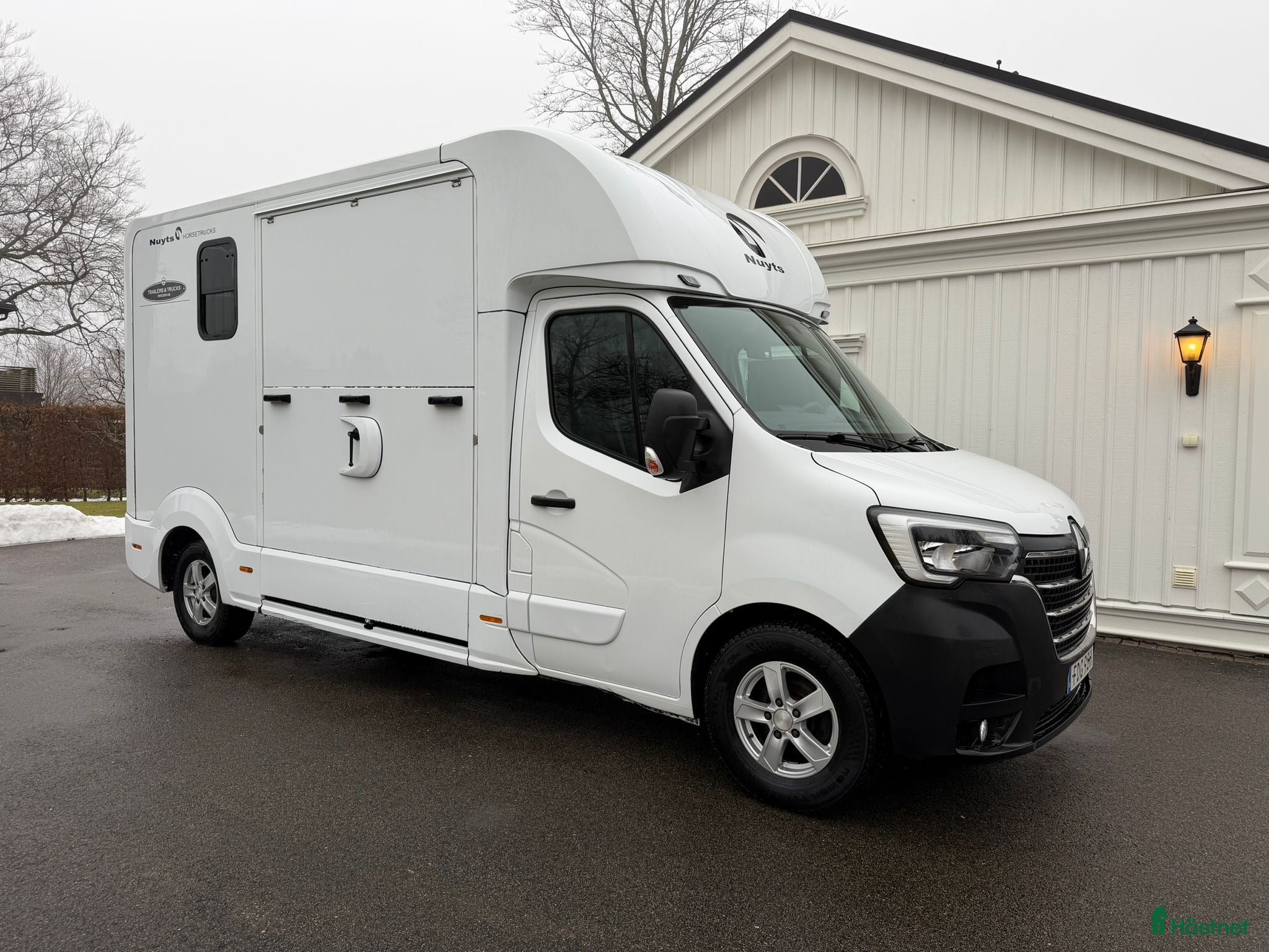 Hästlastbilar  fordon & transport till salu: 3 sits / Stuteri / Automat / 180hk / 2021 / - Annons 1