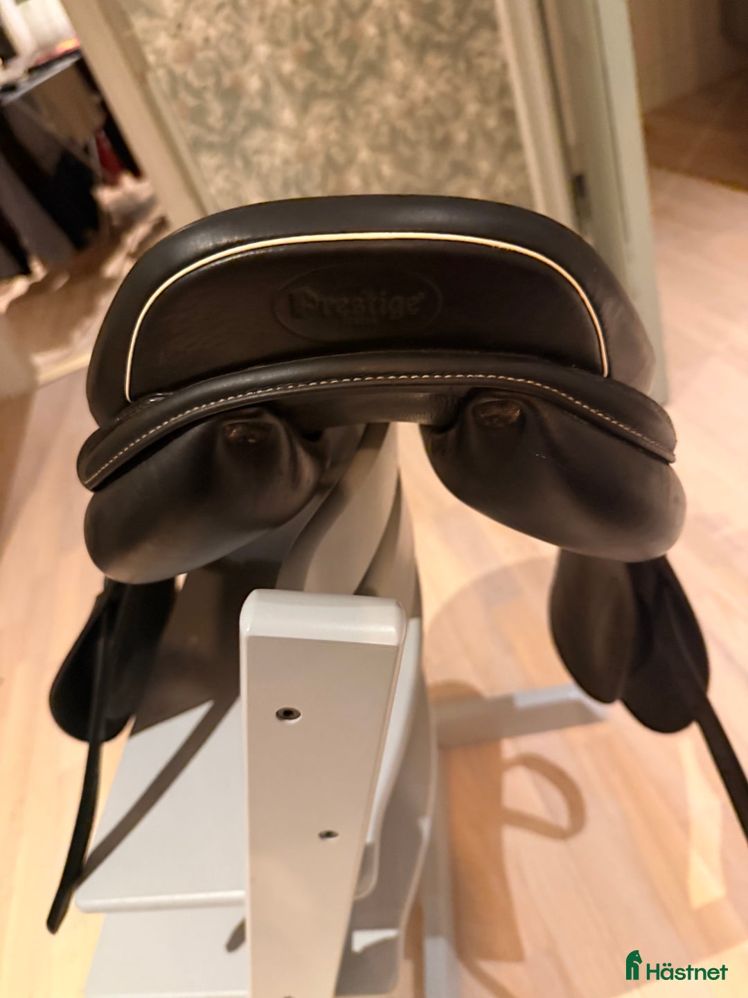 Sadlar hästutrustning till salu: Prestige sadel i Ydre - Annons 4