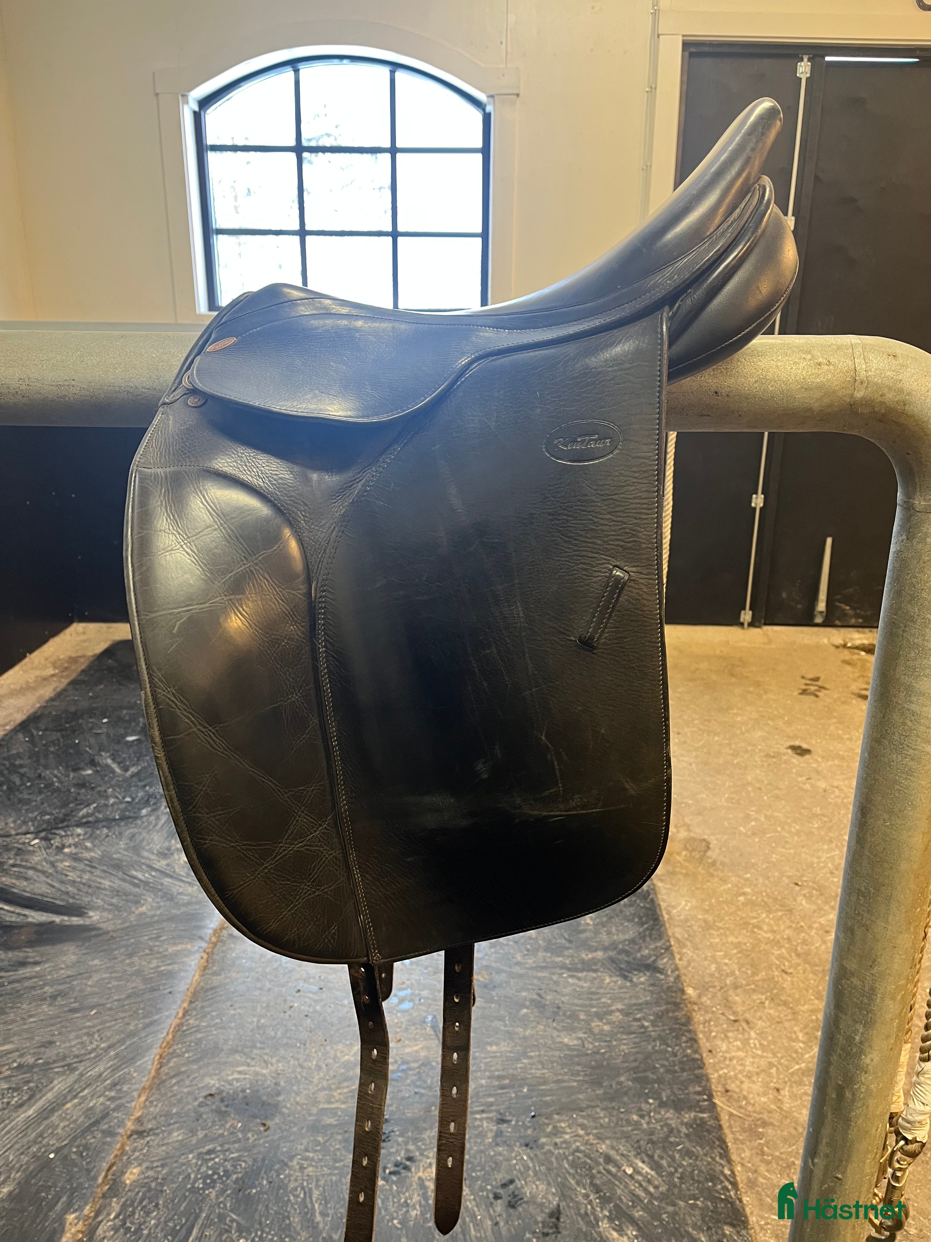 Sadlar hästutrustning Kentaur Kári 17,5” - Annons 17