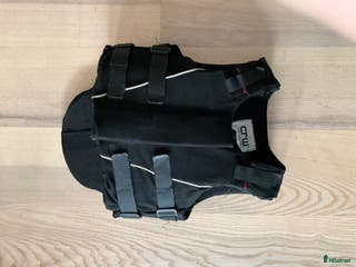 Säkerhetsvästar ryttarutrustning till salu: Säkerhetsväst storlek barn medium i Sävedalen - Annons 22