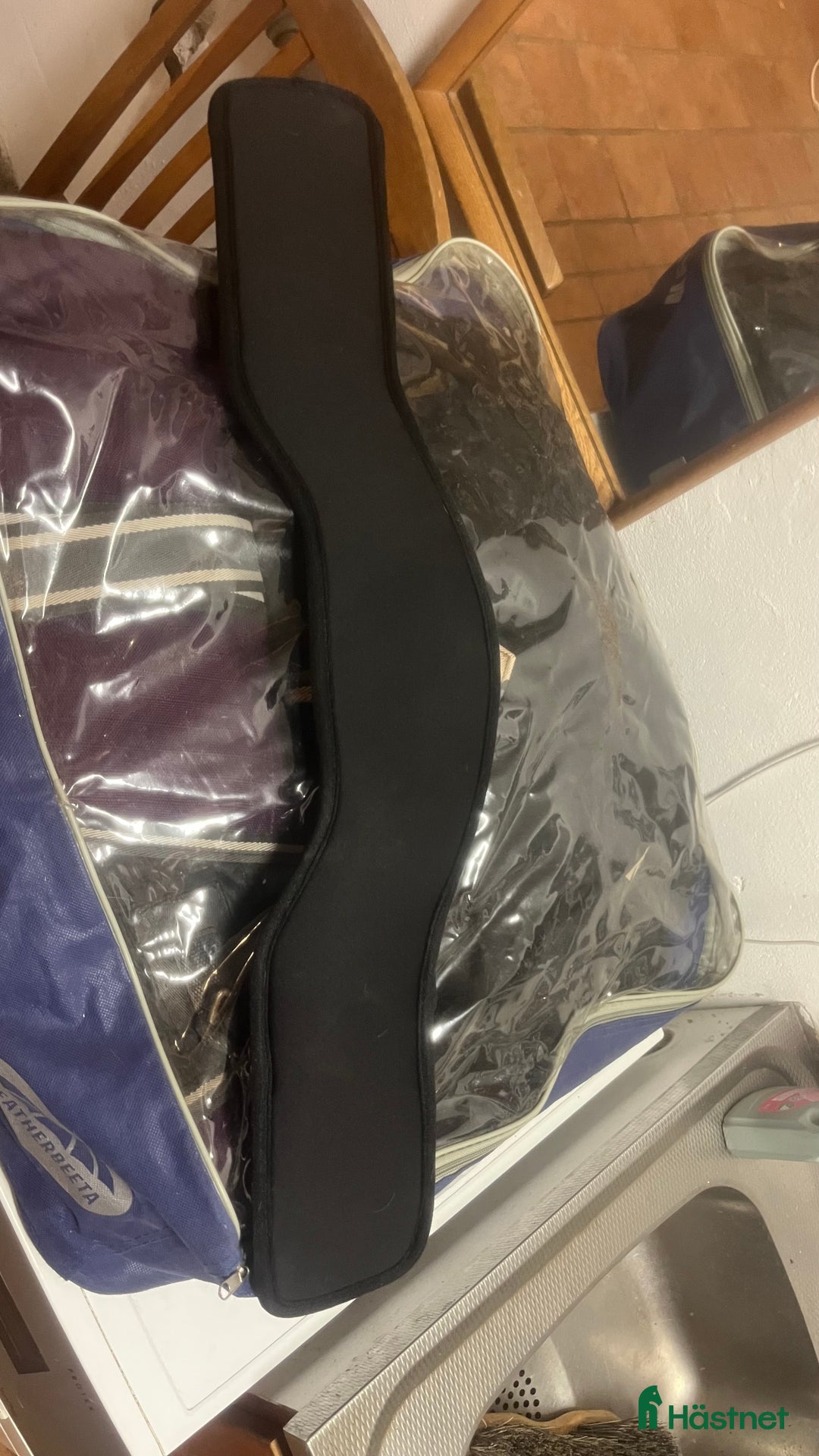 Sadeltillbehör hästutrustning till salu: Fairfield dressyrgjord 60 cm nyskick  i Örby - Annons 3