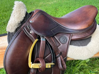 Sadlar hästutrustning till salu: Byte/säljes antares signature i Sollentuna - Annons 13