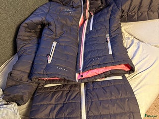 Jackor & Kavajer ryttarutrustning till salu: Uhip Jacka och Ridkjol Junior i Sätila - Annons 2