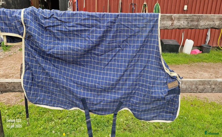 Täcken hästutrustning till salu i Hedemora - Annons 18