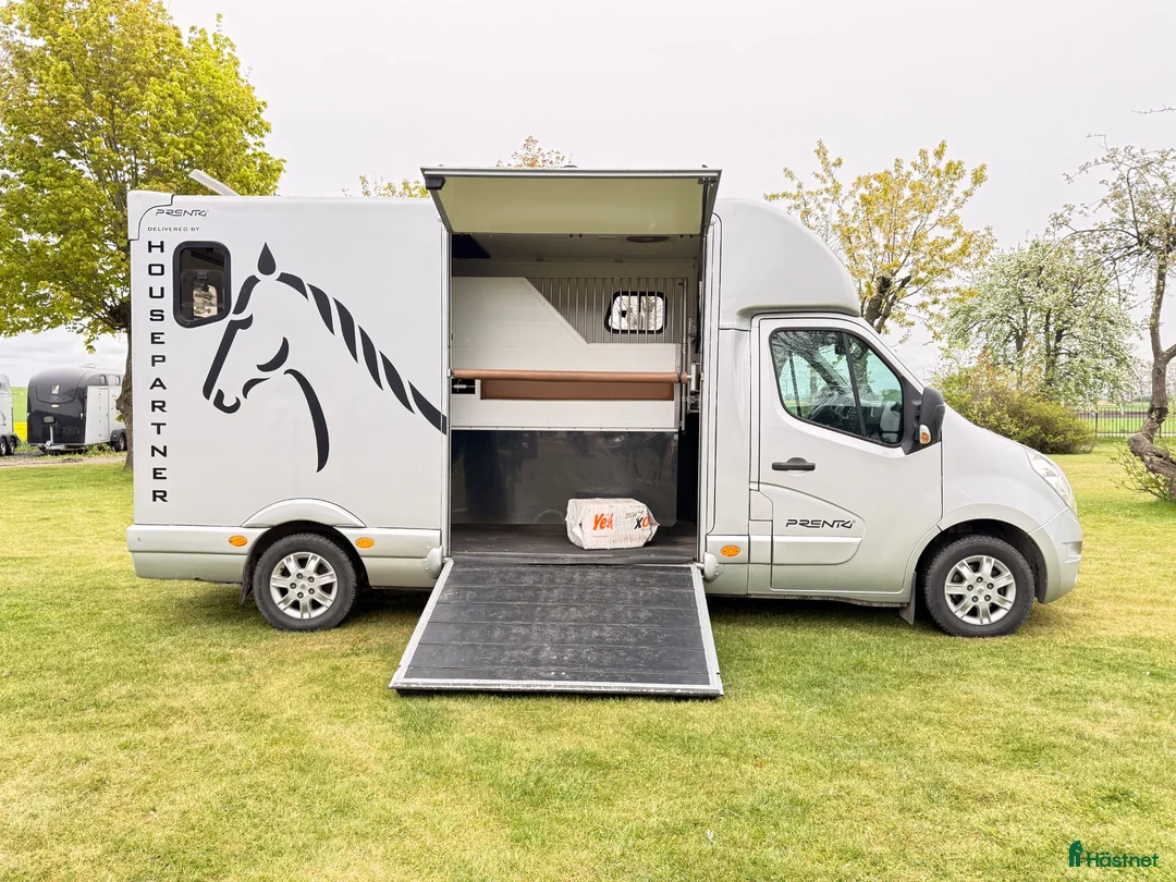 Hästlastbilar  fordon & transport till salu: Renault Master Horsepartner Exclusive - KOMMANDE i Laholm - Annons 13