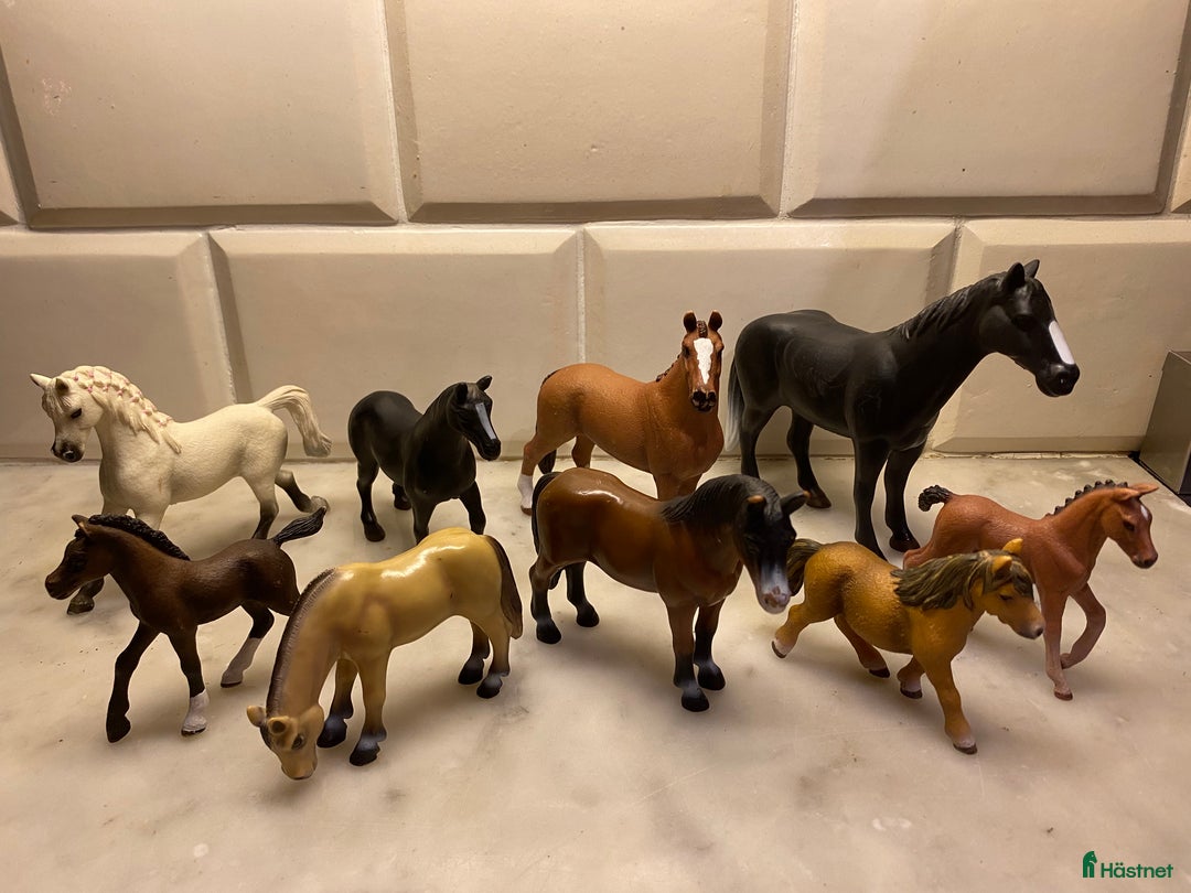 Hästinspirerad heminredning övrig utrustning till salu: Schleichstall i Arbrå - Annons 3