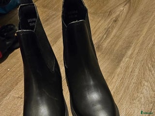 Ridstövlar ryttarutrustning till salu: Ridskor 34 i Borås - Annons 2