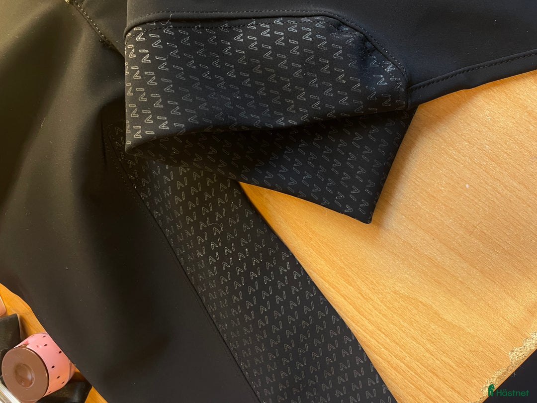 Ridbyxor ryttarutrustning till salu: All in ridbyxor i Älmhult - Annons 3