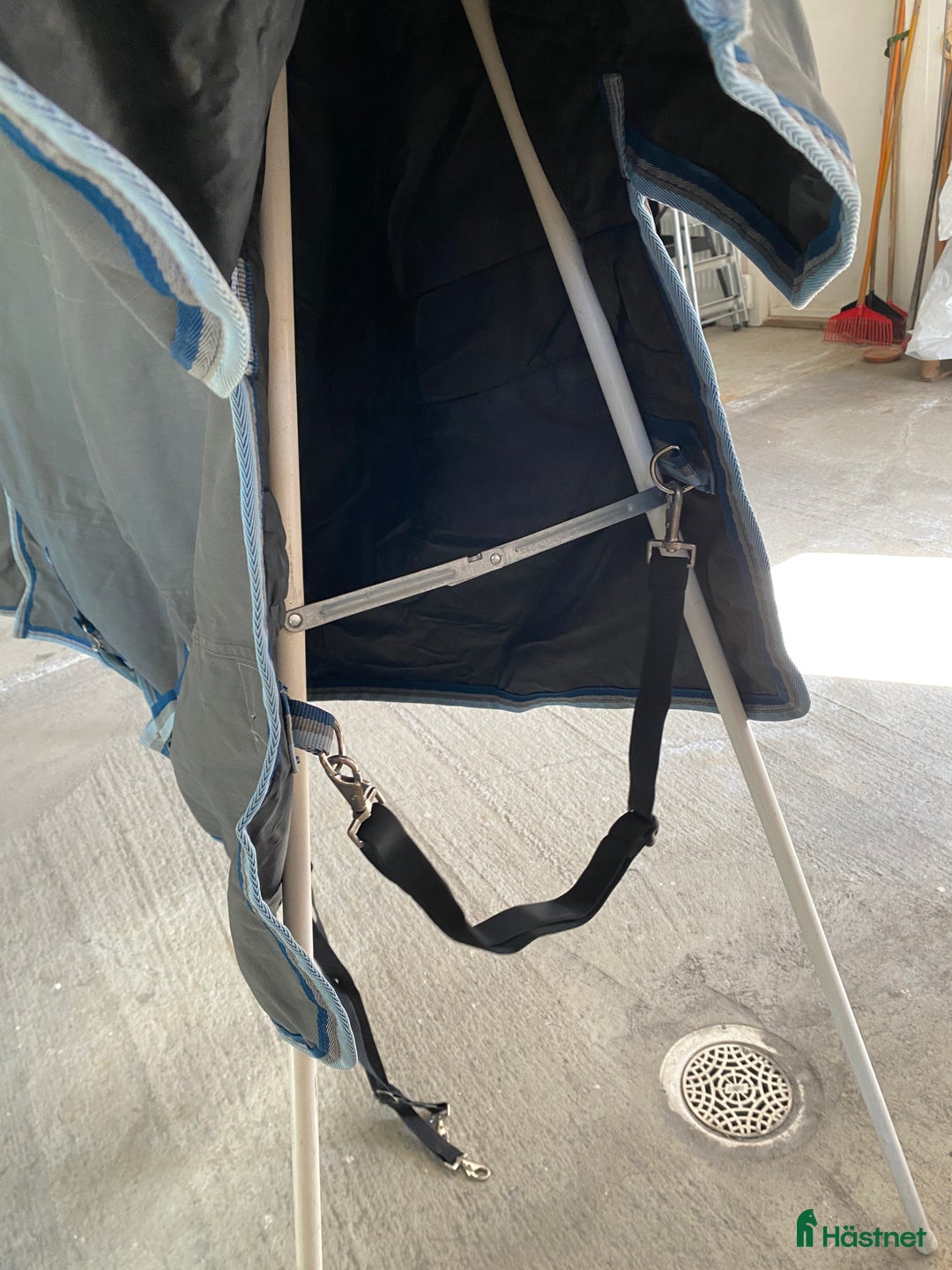 Täcken hästutrustning till salu: HANSBO Vintertäcke  i Uppsala - Annons 5