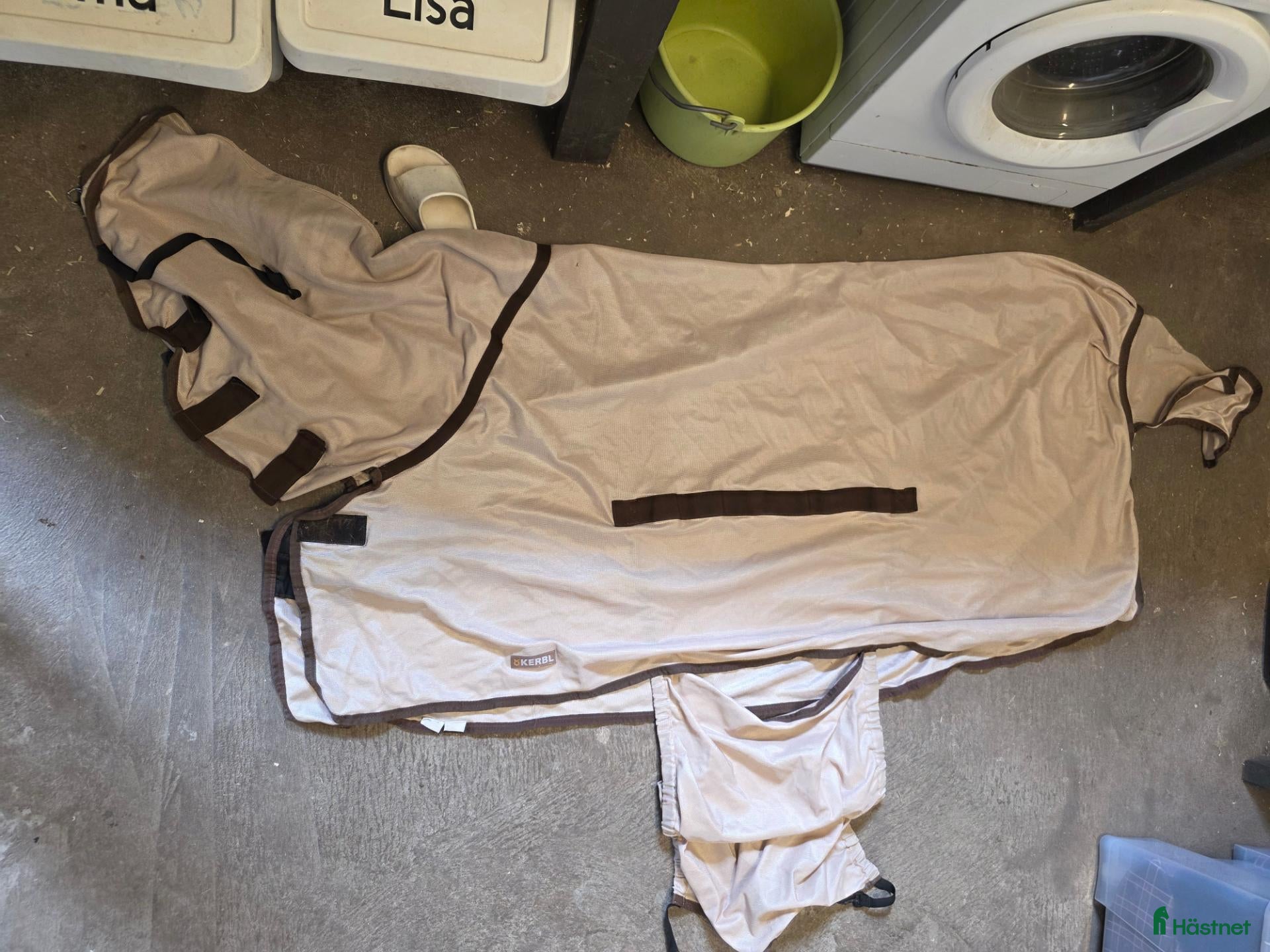 Täcken hästutrustning Flugtäcke 130 cm - Annons 3