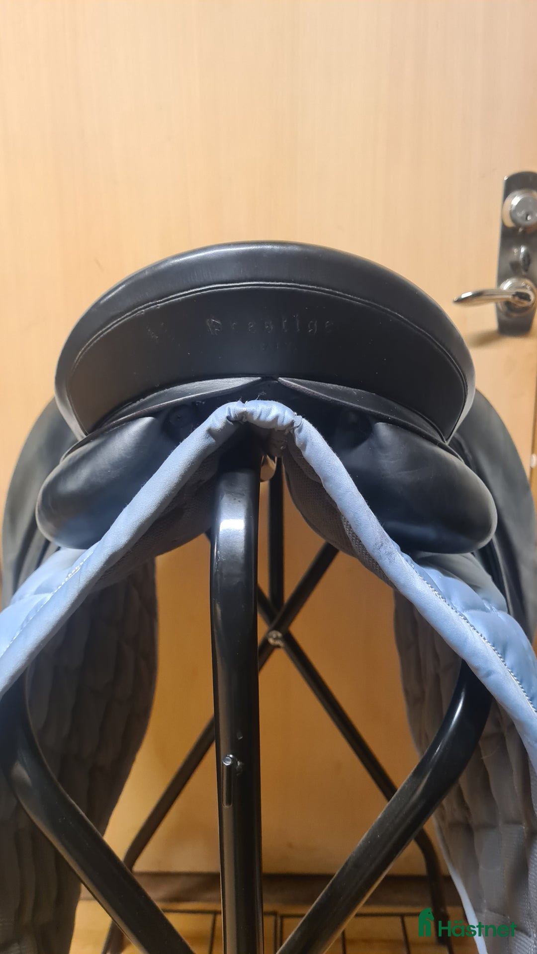 Sadlar hästutrustning till salu: Prestige Top Dressage i Hamneda - Annons 7