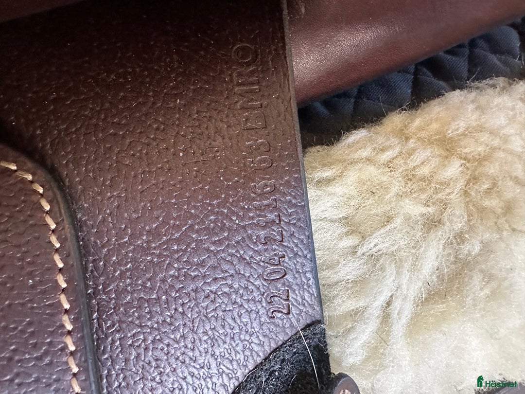 Sadlar hästutrustning till salu: Tech 1 hoppsadel nästintill ny  i Vintrosa - Annons 7