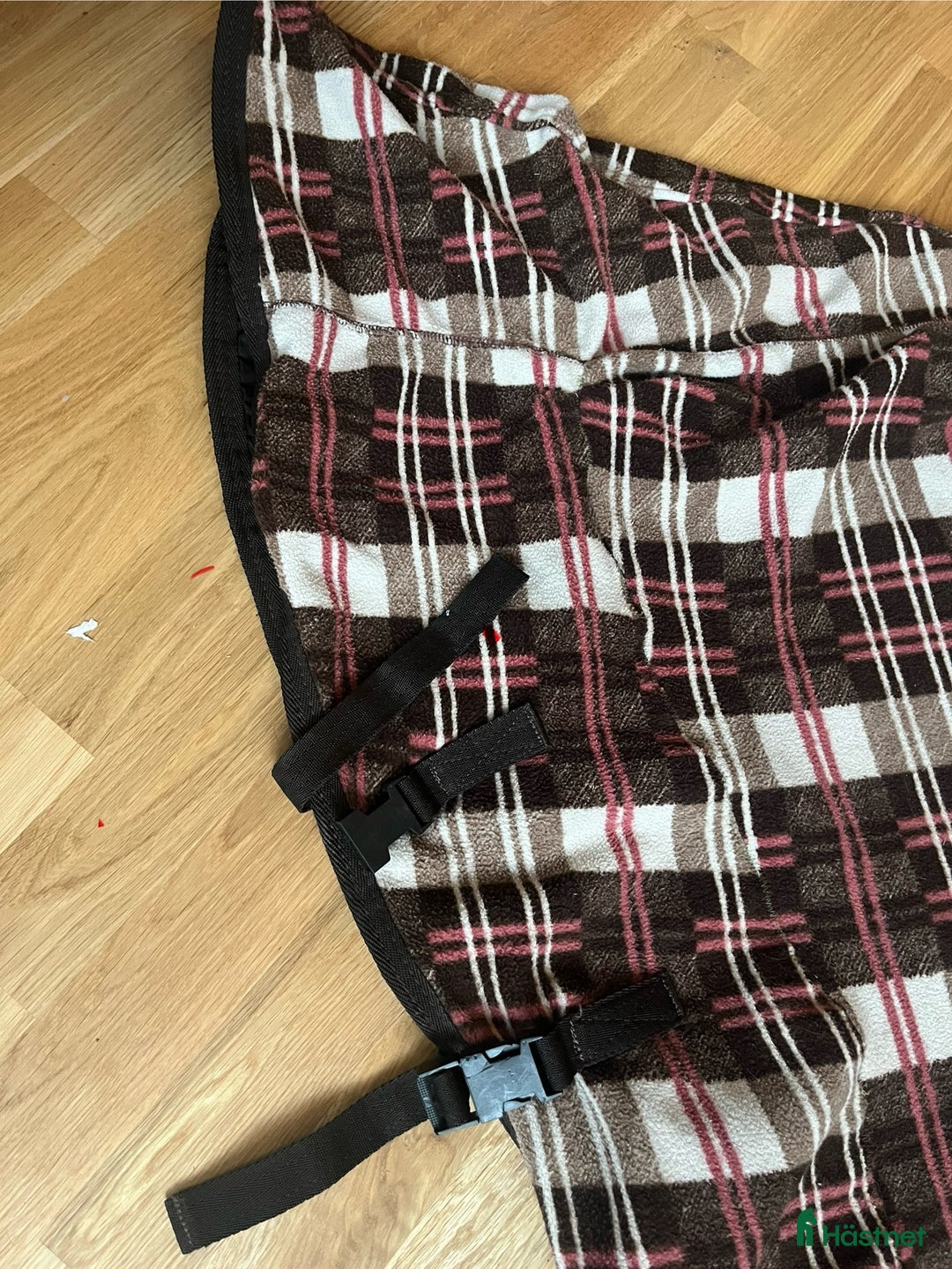 Täcken hästutrustning till salu: ShowMaster Brun-Rosa i Uppsala - Annons 5