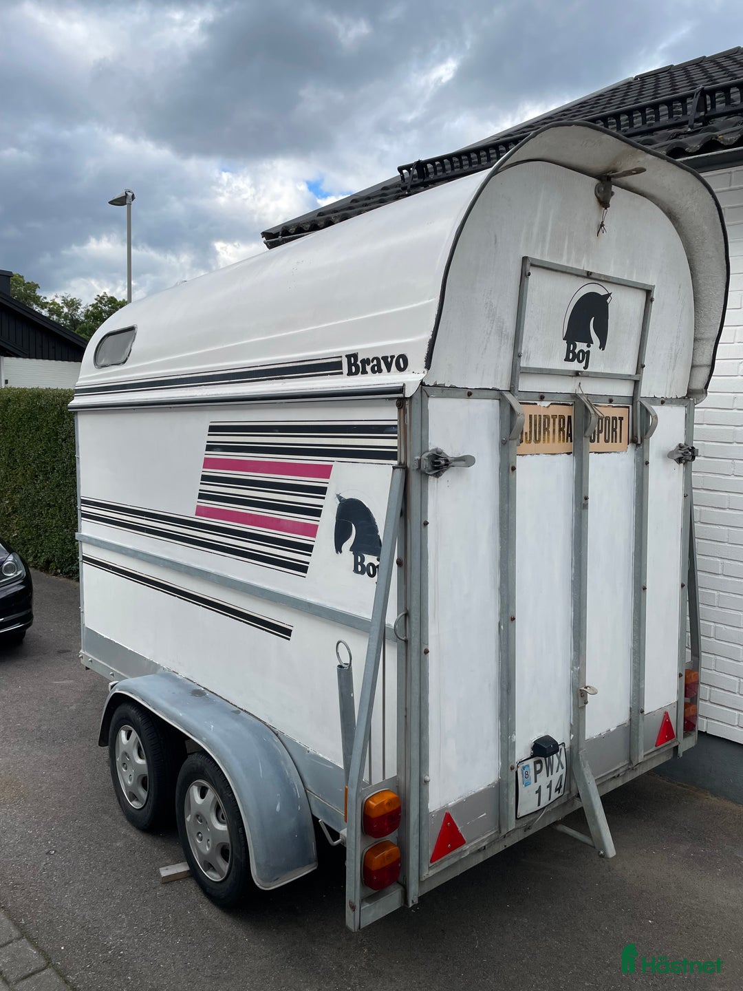 Hästtransporter  fordon & transport till salu: Boj Släp Bravo i Norrköping - Annons 2