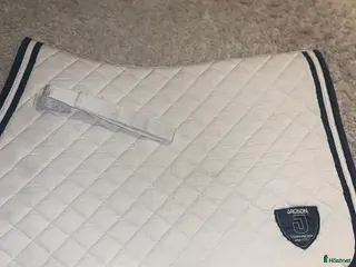 Schabrak & Vojlockar hästutrustning Jacson schabrak🤍 - Annons 1