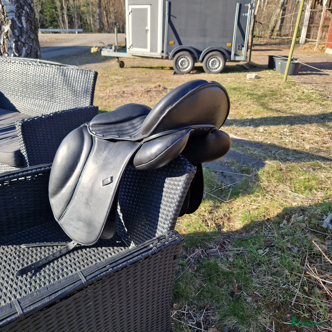 Sadlar hästutrustning till salu: Maxflex Fado  - Annons 6