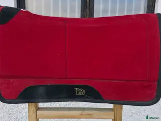 Schabrak & Vojlockar hästutrustning Westernpaddar+stigbyglar - Annons 1