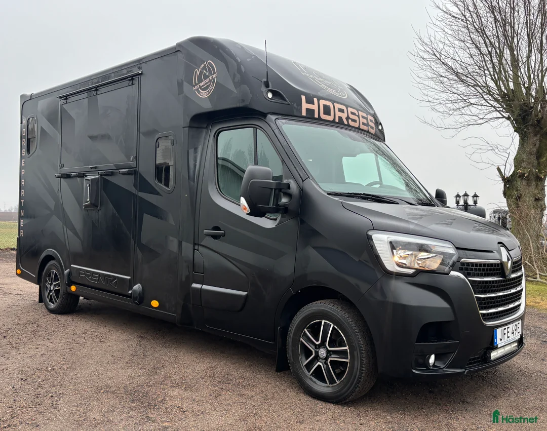 Hästlastbilar  fordon & transport till salu: Horsepartner Exclusive Hästbil - Annons 1