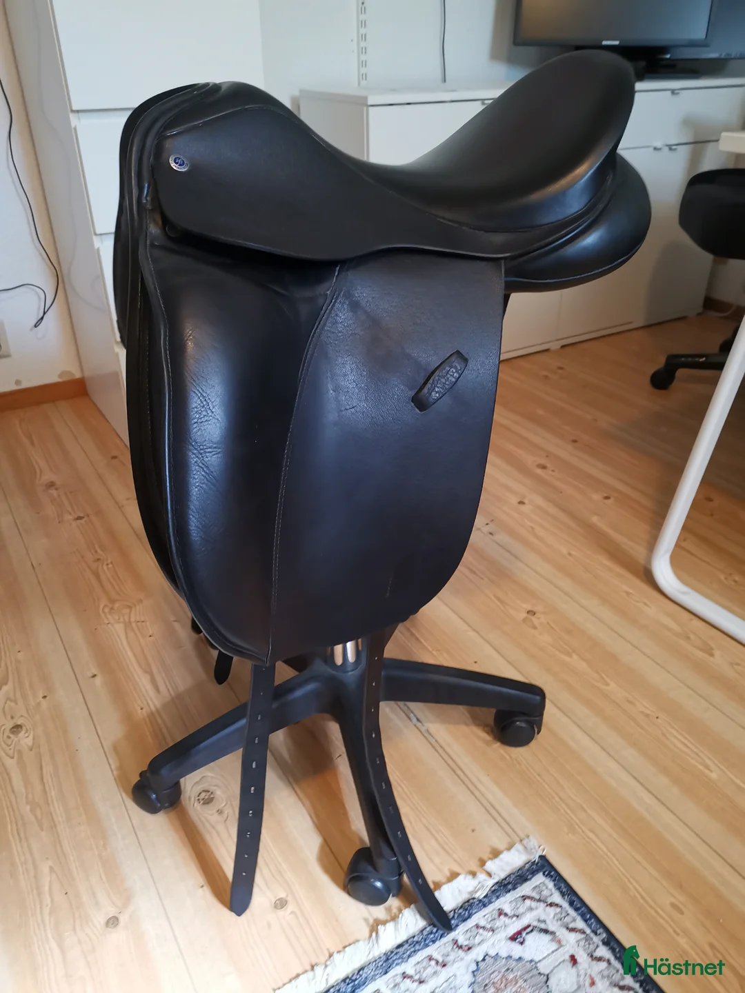 Sadlar hästutrustning till salu: Farmland dressyr - Annons 2