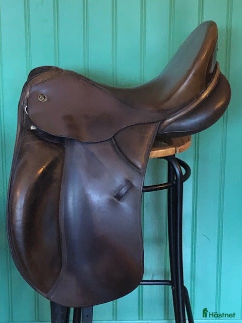 Sadlar hästutrustning till salu: Kieffer Kur dressyrsadel i Falun - Annons 6