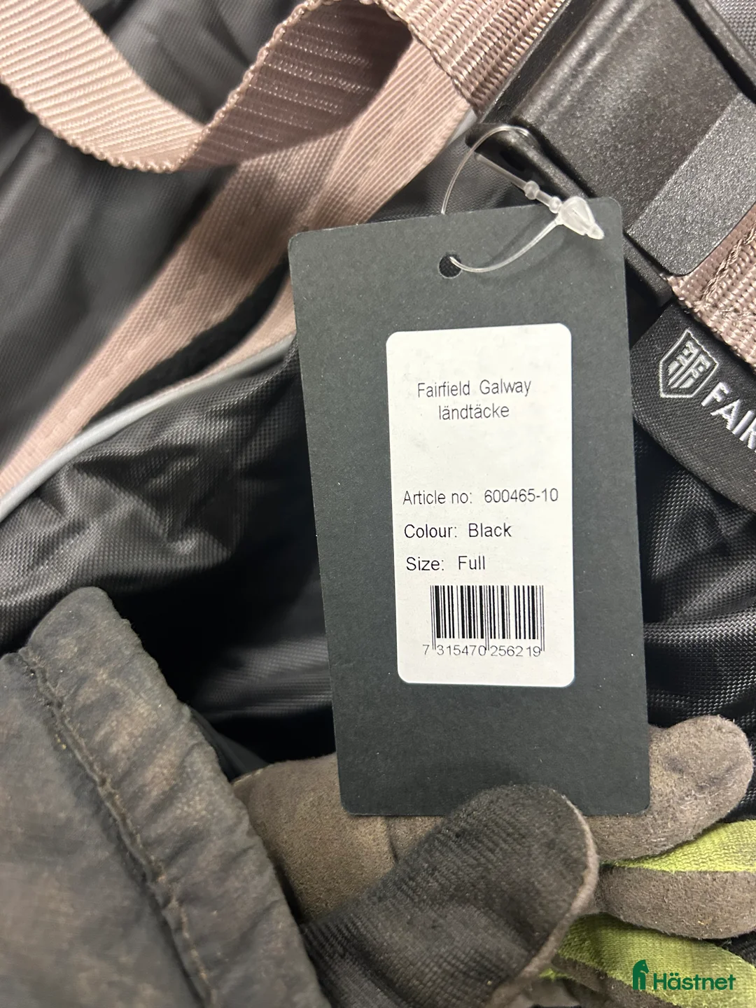 Täcken hästutrustning till salu: 2 superfina ländtäcken!! i Gävle - Annons 6