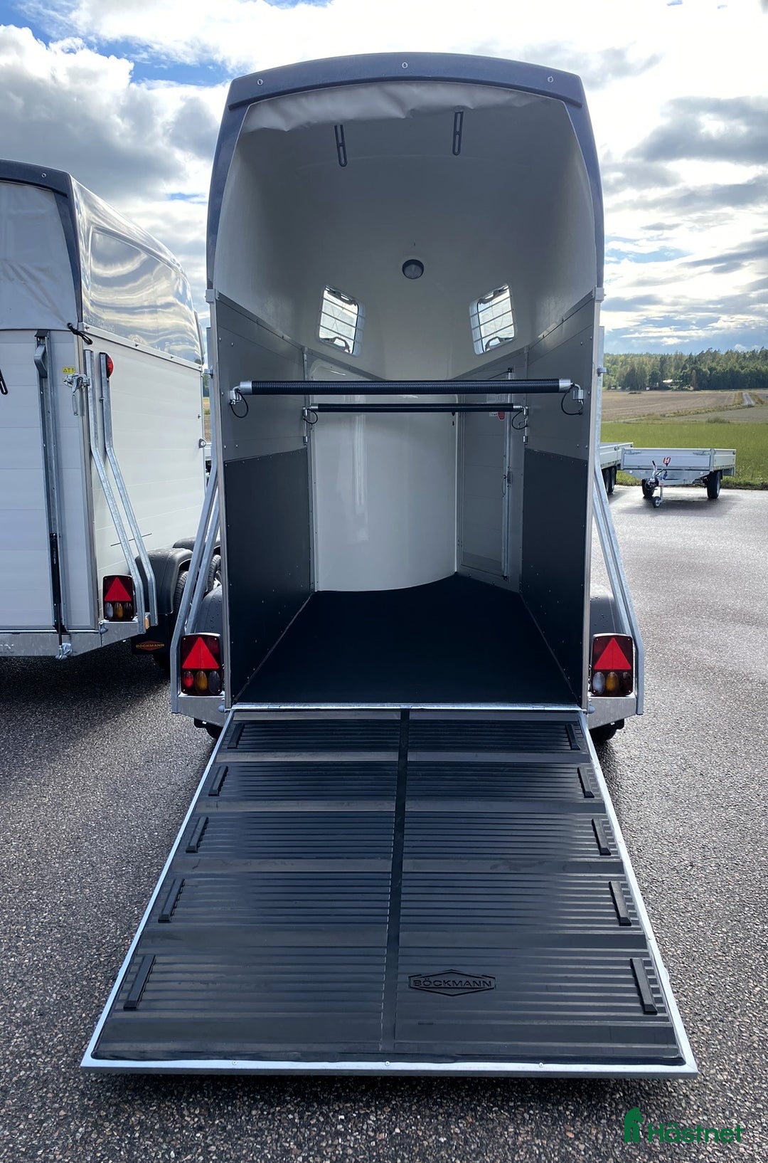 Hästtransporter  fordon & transport till salu: 1,5-hästars + sadelkammare -Kvalitet till bra pris i Kvicksund - Annons 8