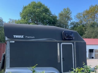 Hästtransporter fordon & transport till salu: Välvårdad Thule i Teckomatorp - Annons 6
