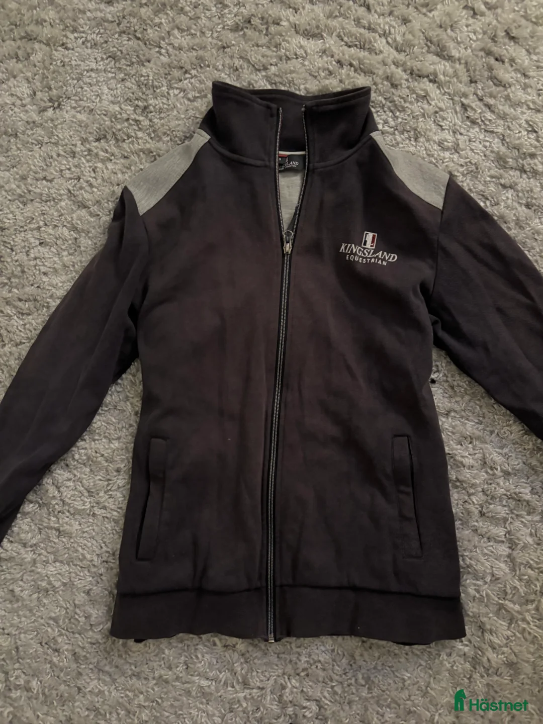 Övrig Ryttarutrustning ryttarutrustning till salu: kingsland zip tröja  - Annons 2