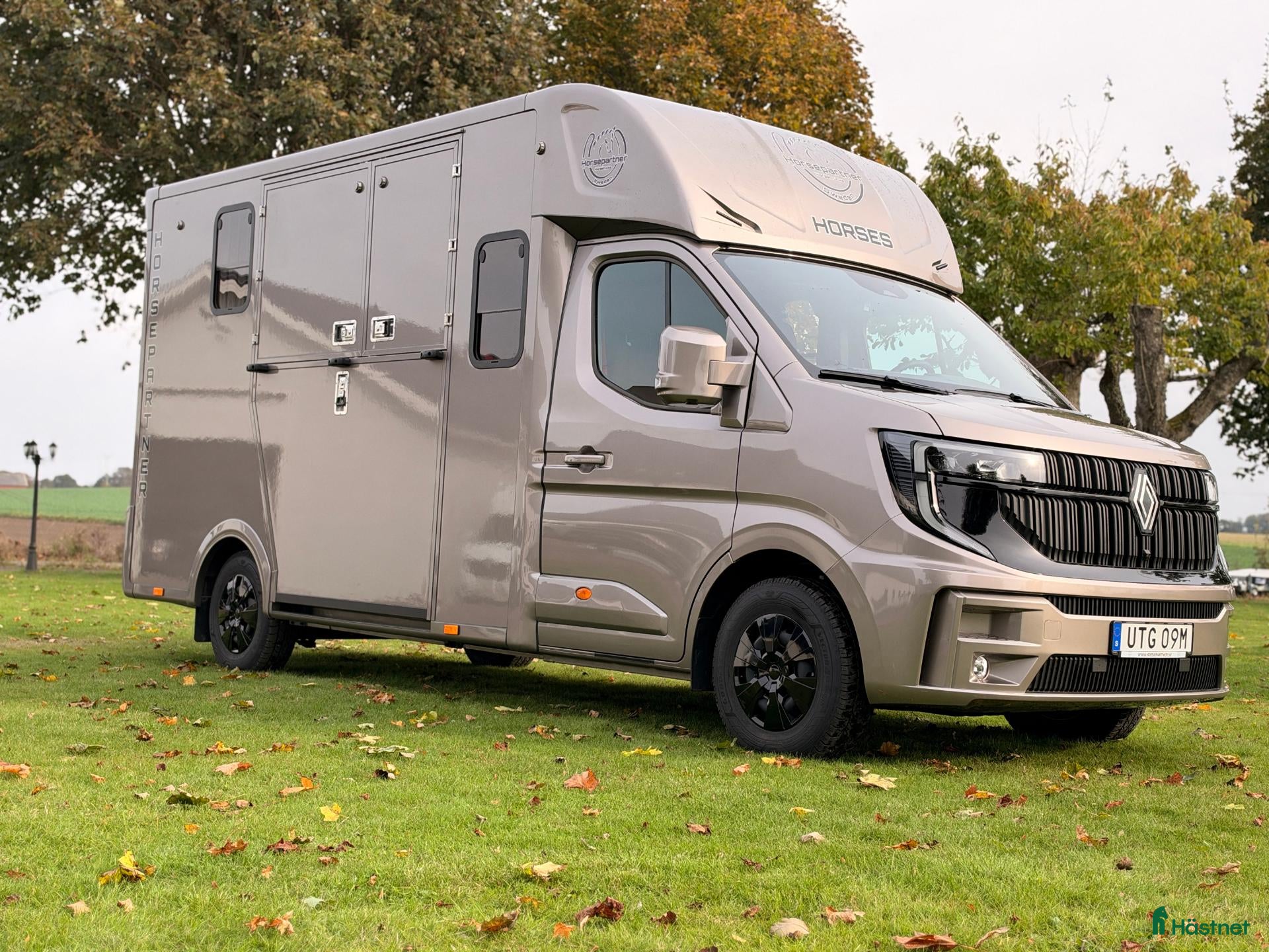 Hästlastbilar  fordon & transport till salu: Horsepartner Equimax Hästlastbil - Annons 5