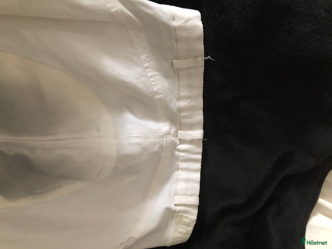 Ridbyxor ryttarutrustning till salu: CRW ridbyxa i Solna - Annons 5