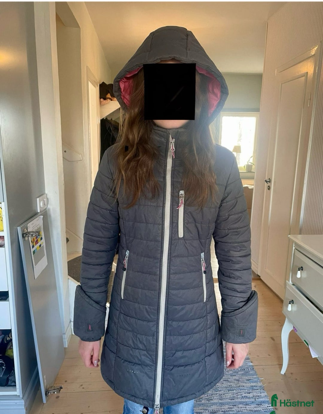 Jackor & Kavajer ryttarutrustning till salu: Uhip vinterjacka säljes i Norrköping - Annons 1