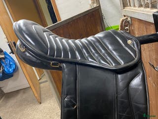 Sadlar hästutrustning till salu: JC sadel i Karlstad - Annons 23