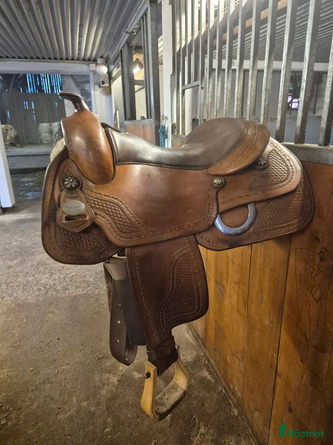 Sadlar hästutrustning till salu: Continental Classic 140 - Annons 2