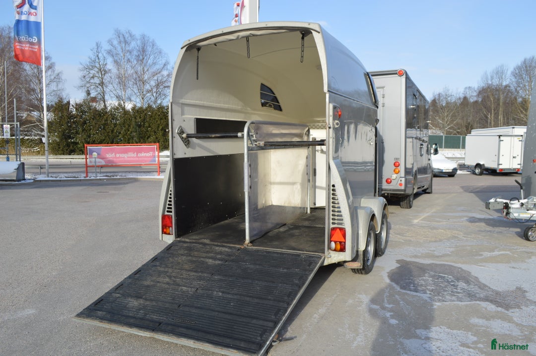 Hästtransporter  fordon & transport till salu: Böckmann Big Master 2017, Totalvikt 1800 kg i Kvicksund - Annons 3