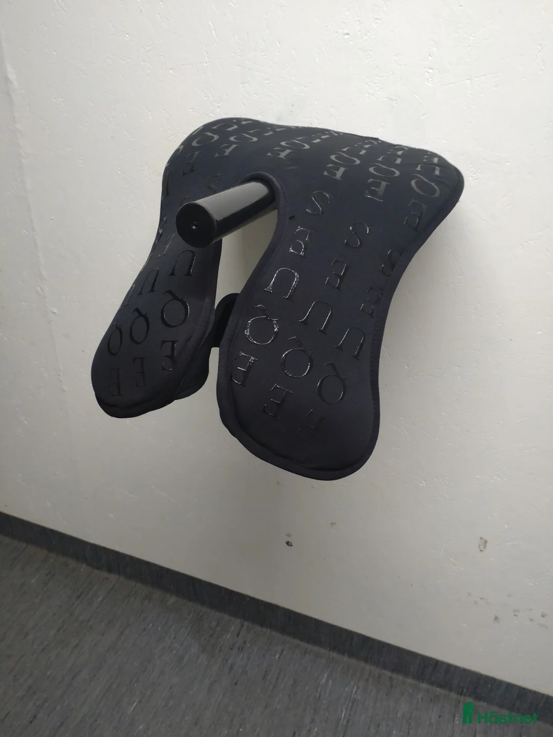 Sadeltillbehör hästutrustning till salu: Eques Foam Memory Pad med Anti Slip  - Annons 2