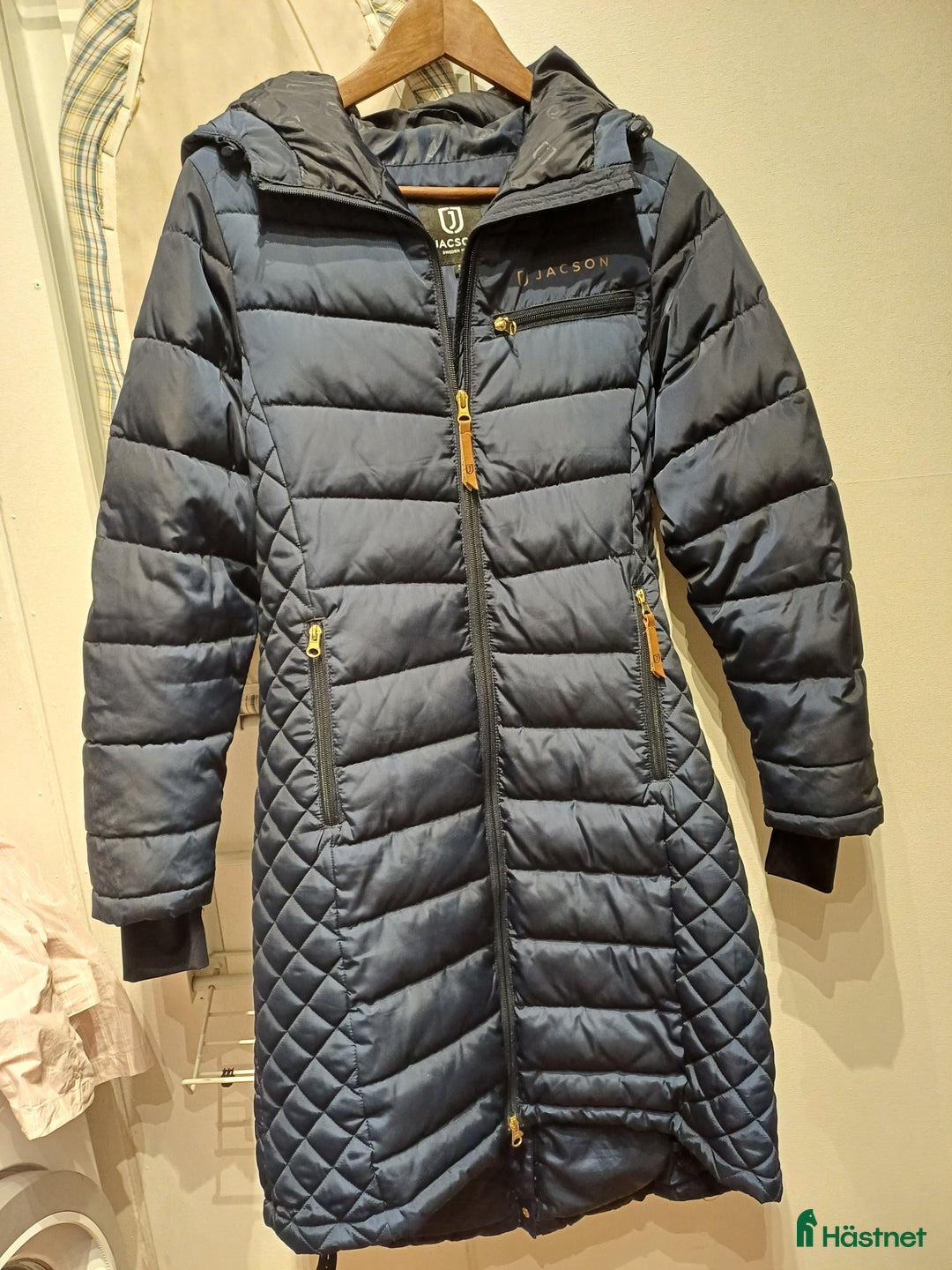 Jackor & Kavajer ryttarutrustning till salu: Jacson ridkappa Mary  i Partille - Annons 1