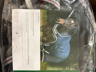 Täcken hästutrustning Täcken från olika tillverkare - Annons 1