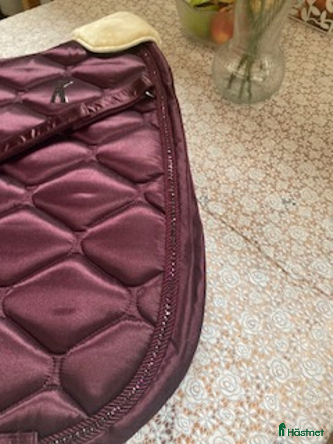 Schabrak & Vojlockar hästutrustning till salu: Schabrak från Eskadron i Vendelsö - Annons 2