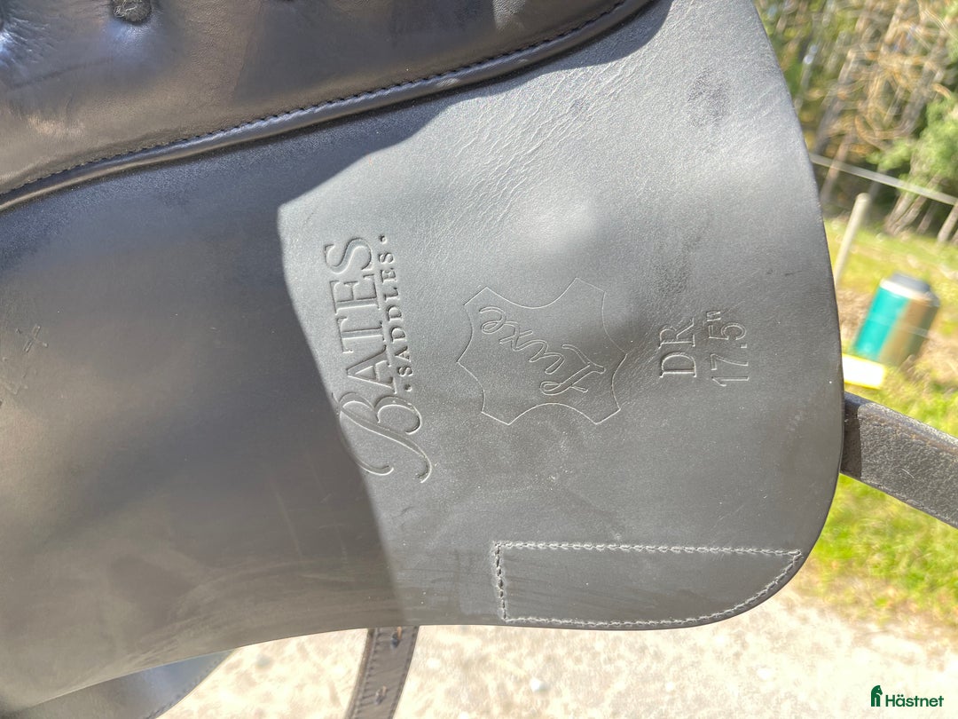 Sadlar hästutrustning till salu: Bates Dressage Luxe sadel i Tullinge - Annons 6