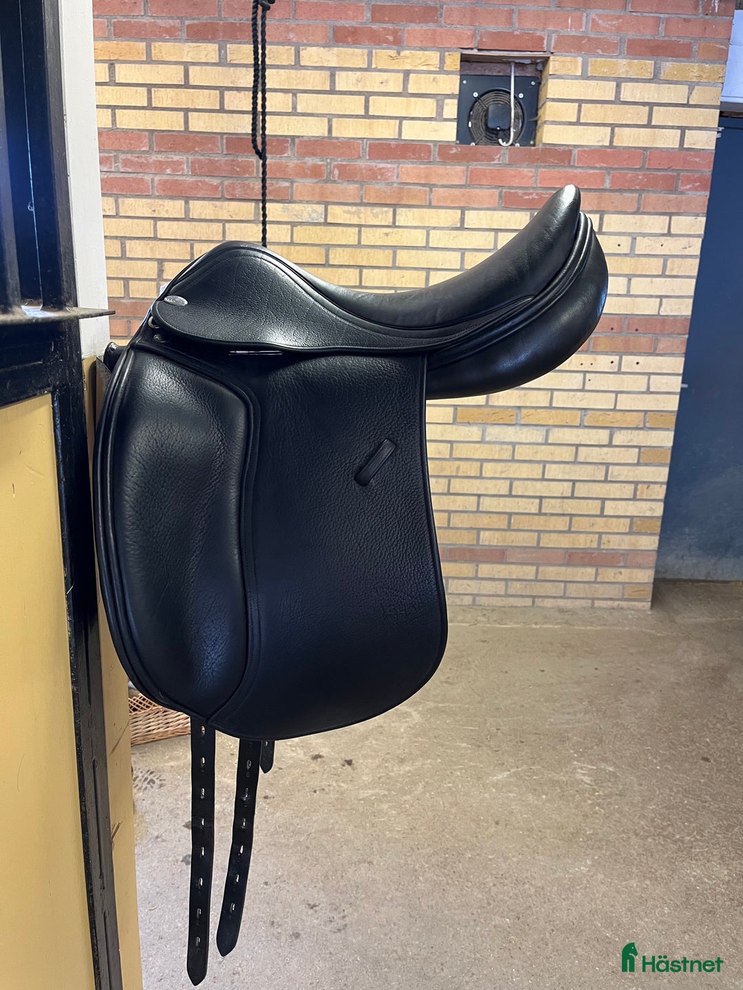 Sadlar hästutrustning till salu: Mkt fin Jaguar i Uppsala - Annons 1